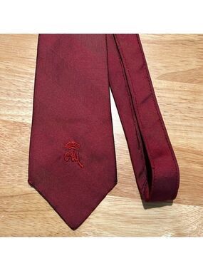 Countess Wara vintage necktie. Damschroder/s. Rare find. Fair condition